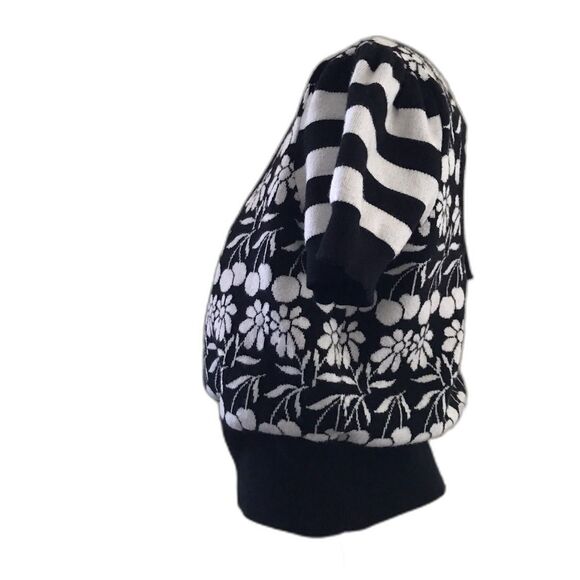 Anthropologie Black Floral Stretch Knit Retro Whimsical Cropped Cutout Top - M - Picture 3 of 9